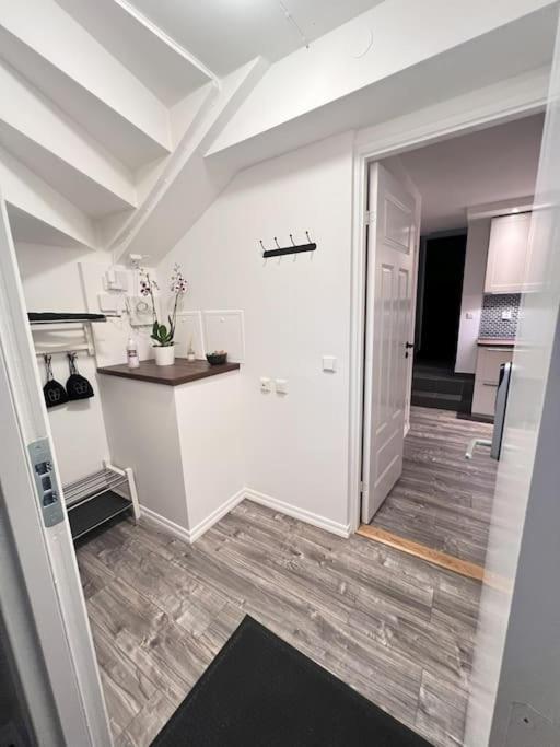 Spacious And Beautiful Apartment In Bergen With Free Parking 外观 照片
